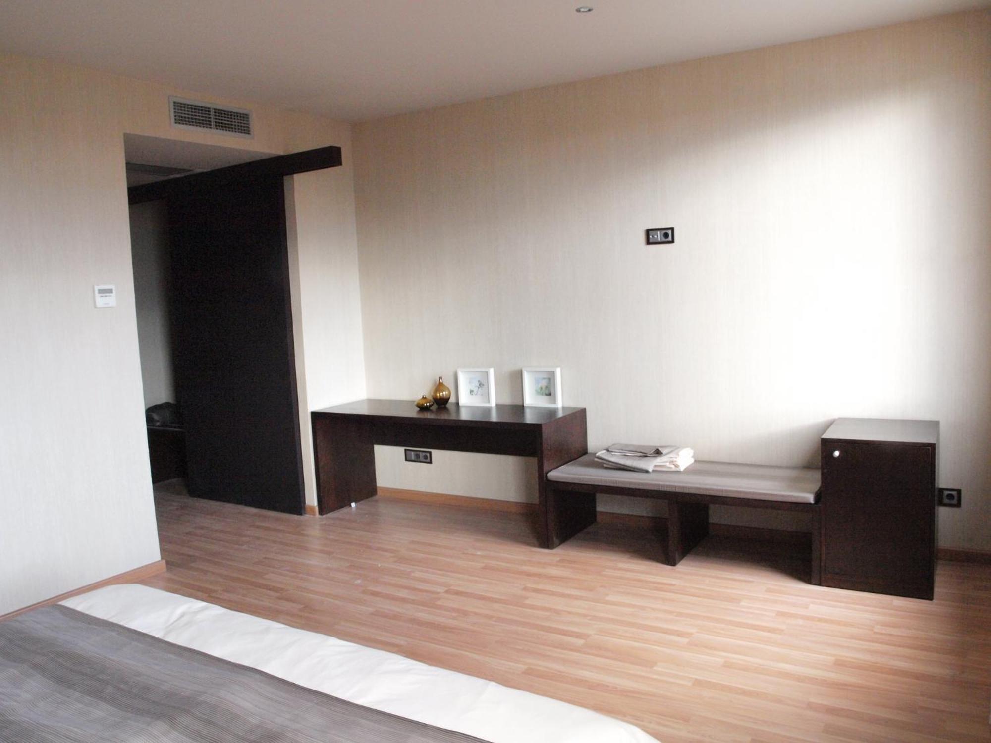Dinastia Hotel Getafe Cameră foto